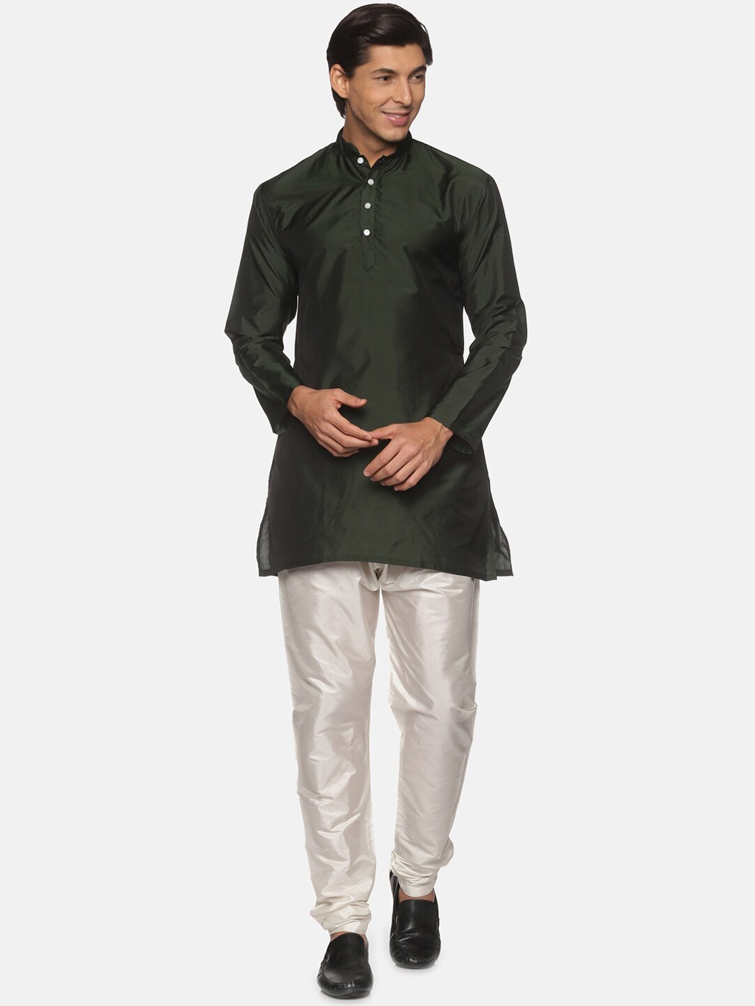 

Sethukrishna Men Mandarin Collar Kurta with Churidar, Green