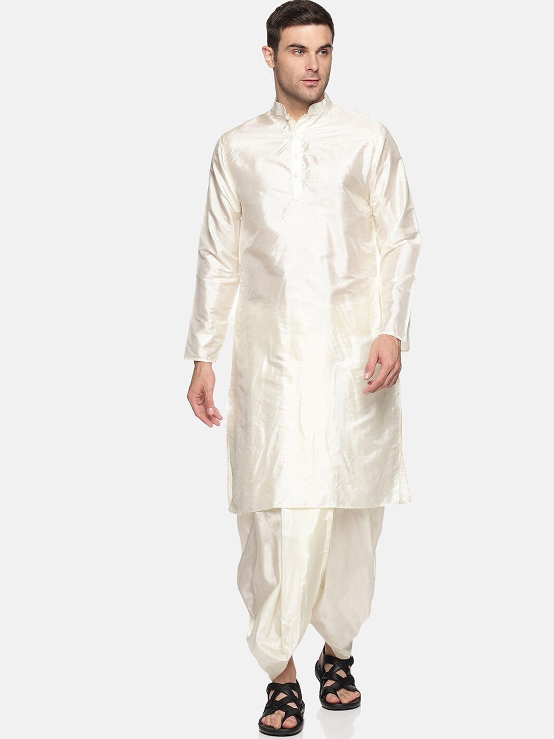 

Sethukrishna Men Mandarin Collar Art Silk Kurta, Cream