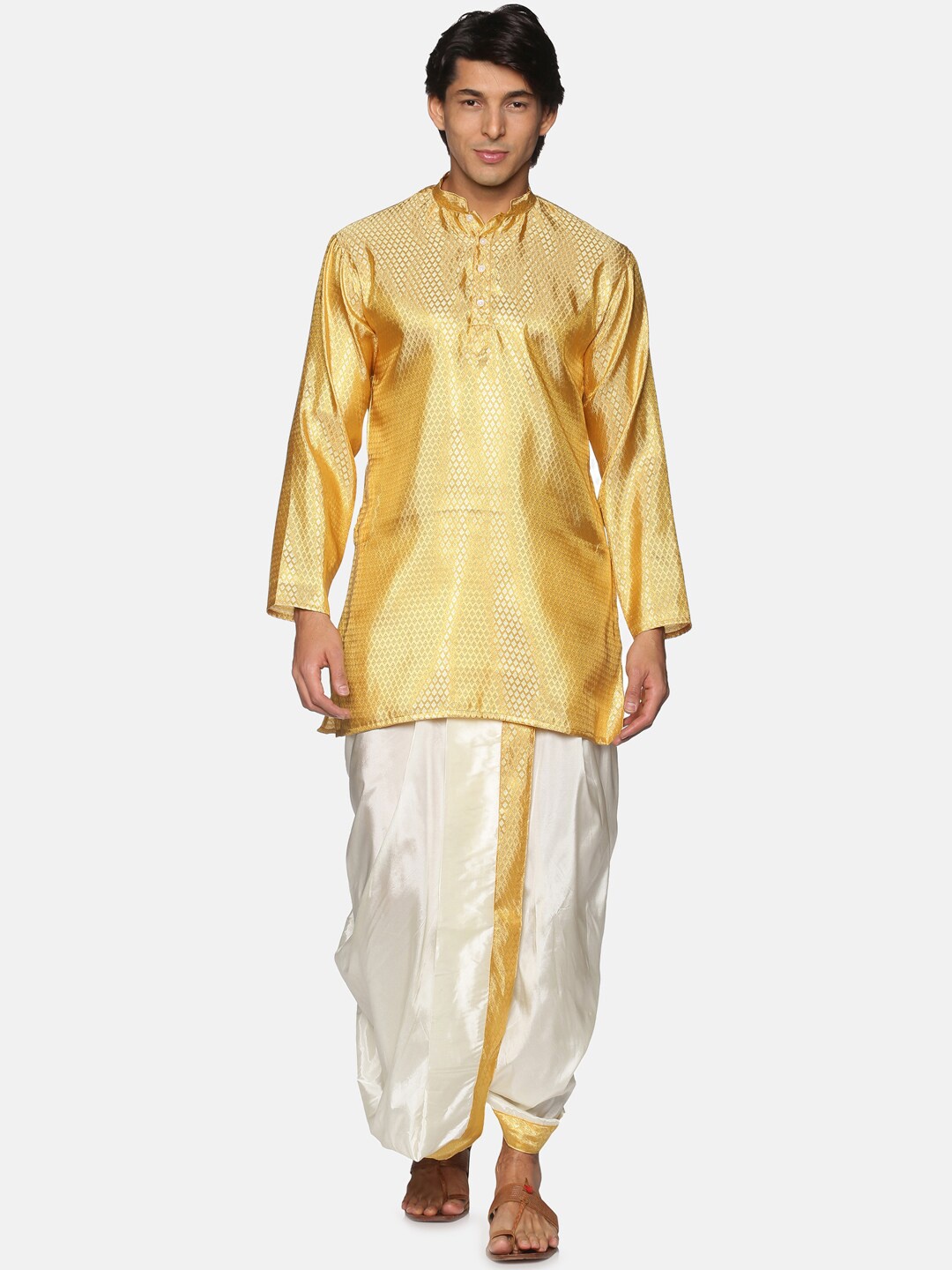 

Sethukrishna Woven Design Mandarin Collar Kurta With Dhoti Pants, Gold