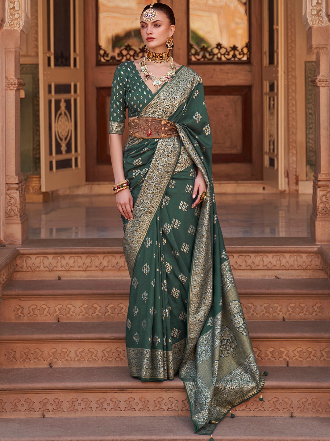 

Anouk Ethnic Motifs Woven Design Zari Banarasi Saree, Green