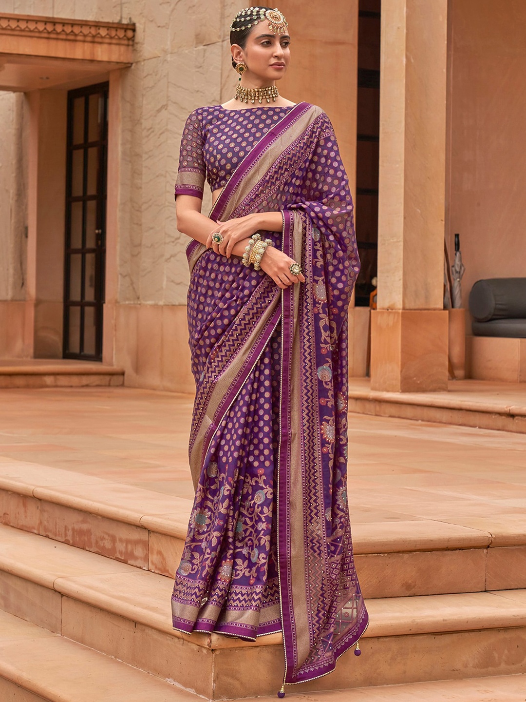 

Anouk Geometric Woven Design Zari Brasso Banarasi Saree, Purple