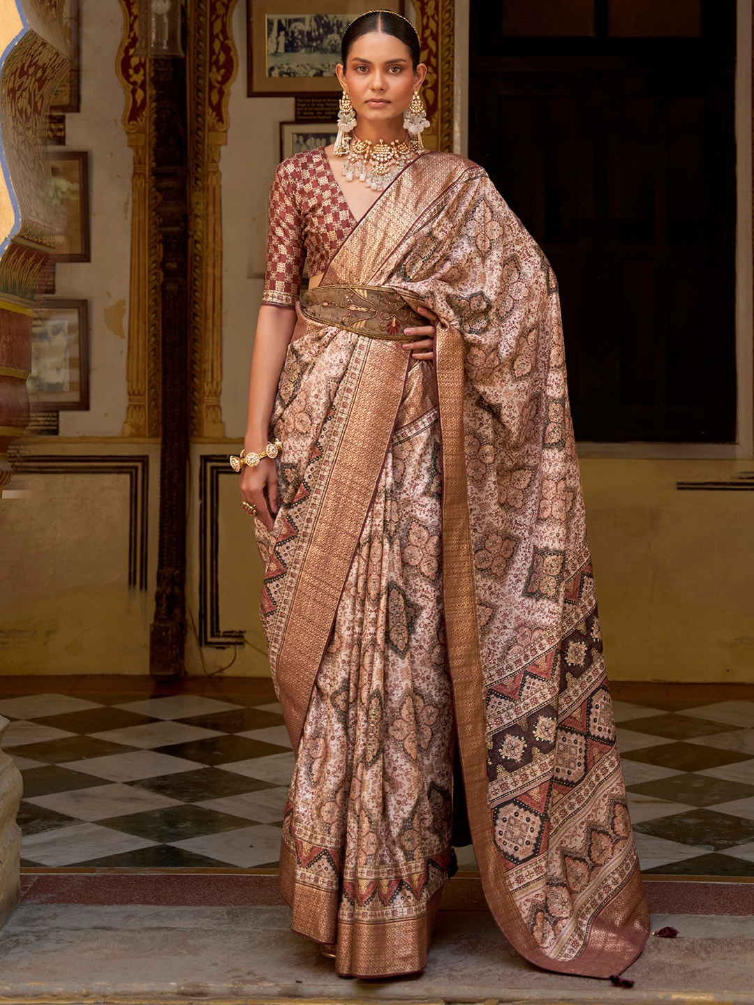 

Anouk Ethnic Motif Woven Design Zari Bagru Saree, Cream