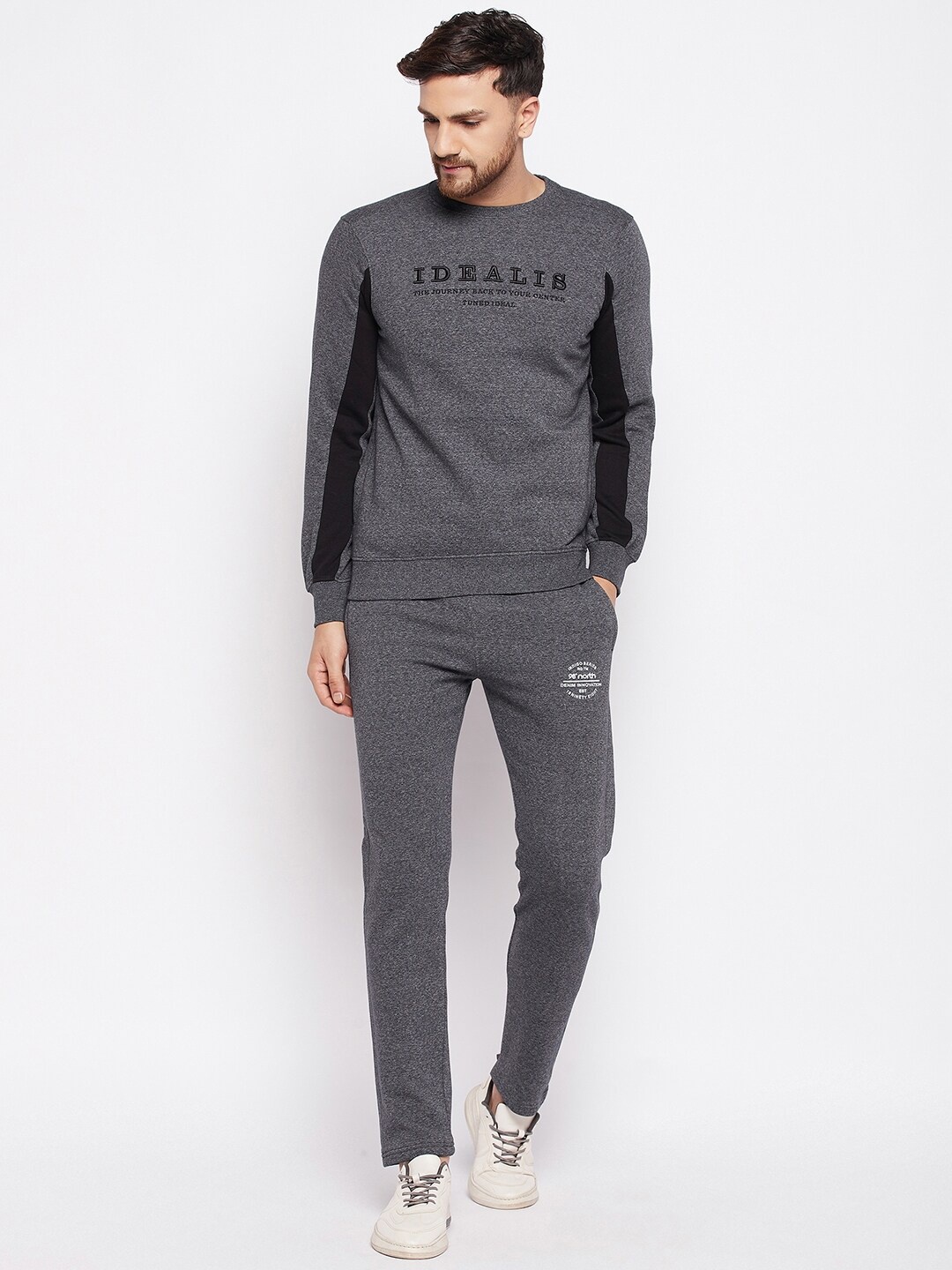 

98 Degree North Men Self Design Fleece Tracksuit, Black