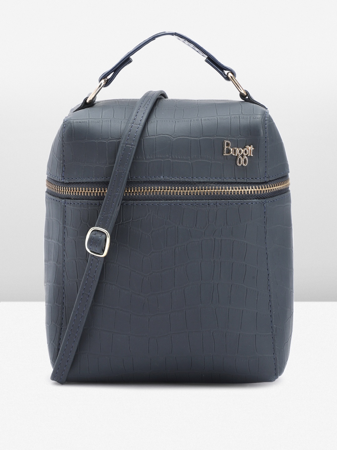 

Baggit Women Textured Sling Bag, Navy blue