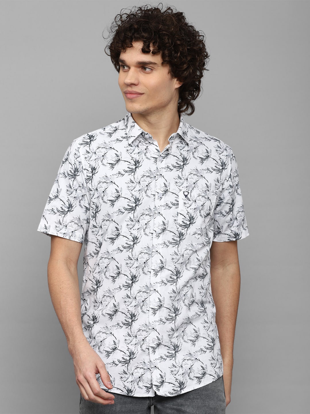 

Allen Solly Slim Fit Floral Printed Casual Pure Cotton Shirt, White