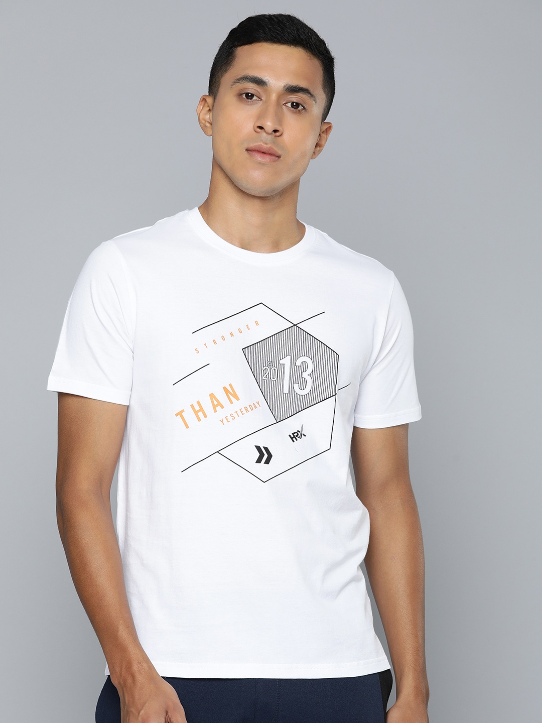 

HRX by Hrithik Roshan Graphic Printed Regular Fit T-shirt, White