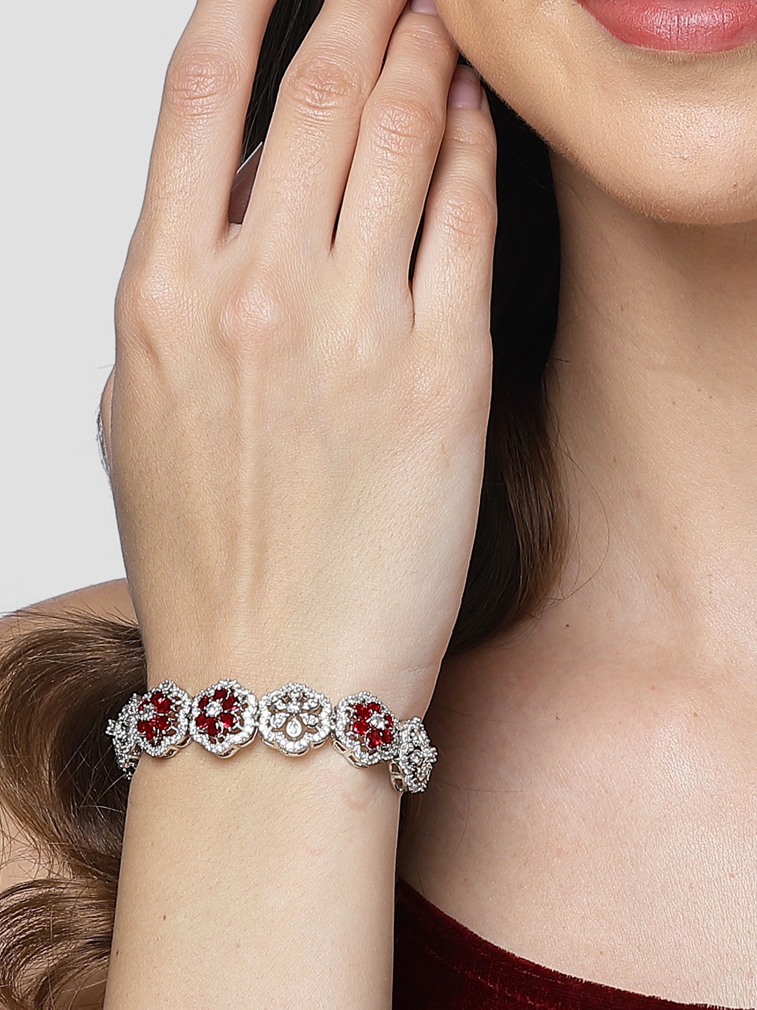 

KARATCART Cubic Zirconia Silver-Plated Charm Bracelet
