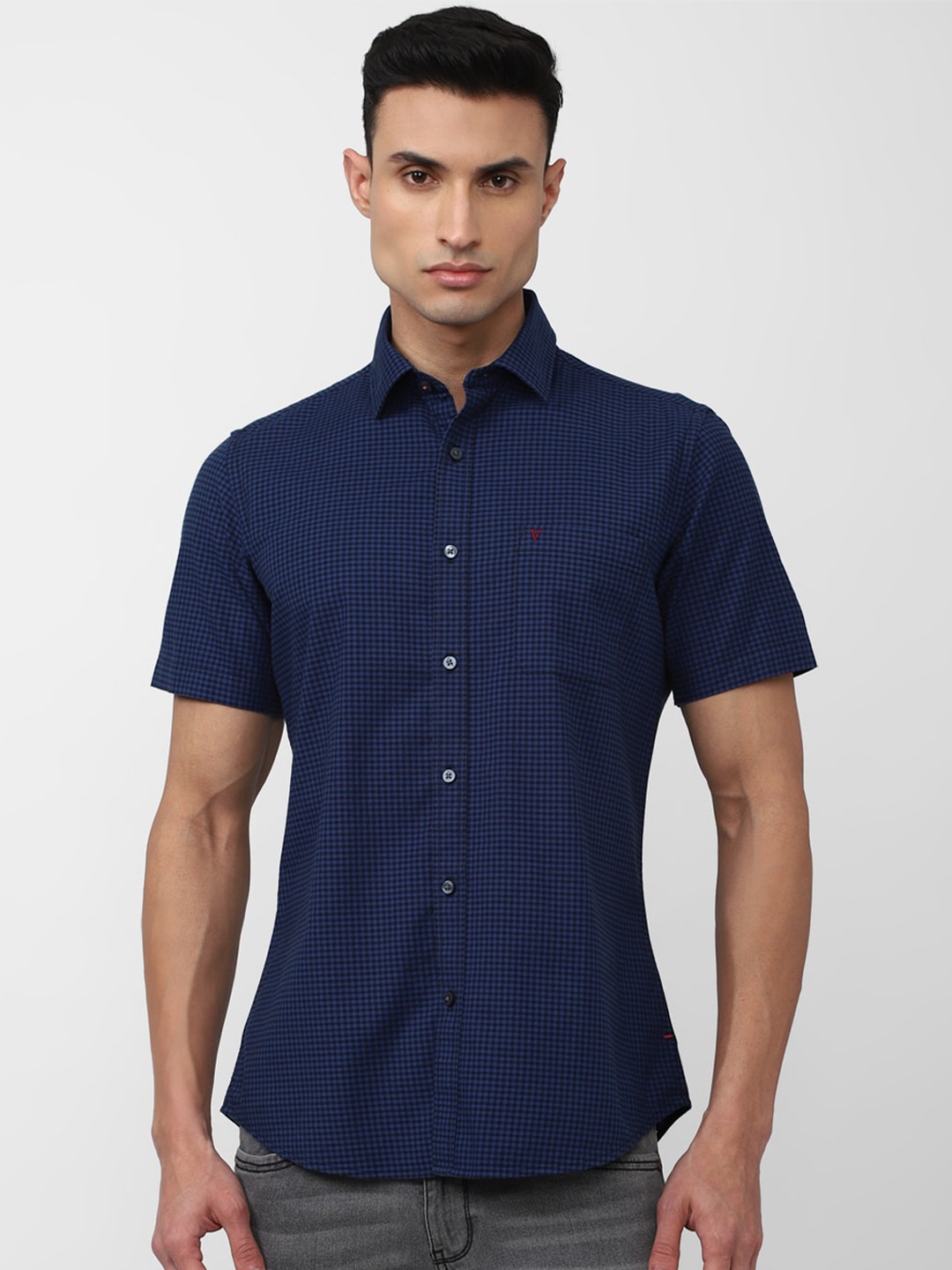 

Van Heusen Sport Slim Fit Micro Checked Pure Cotton Casual Shirt, Navy blue