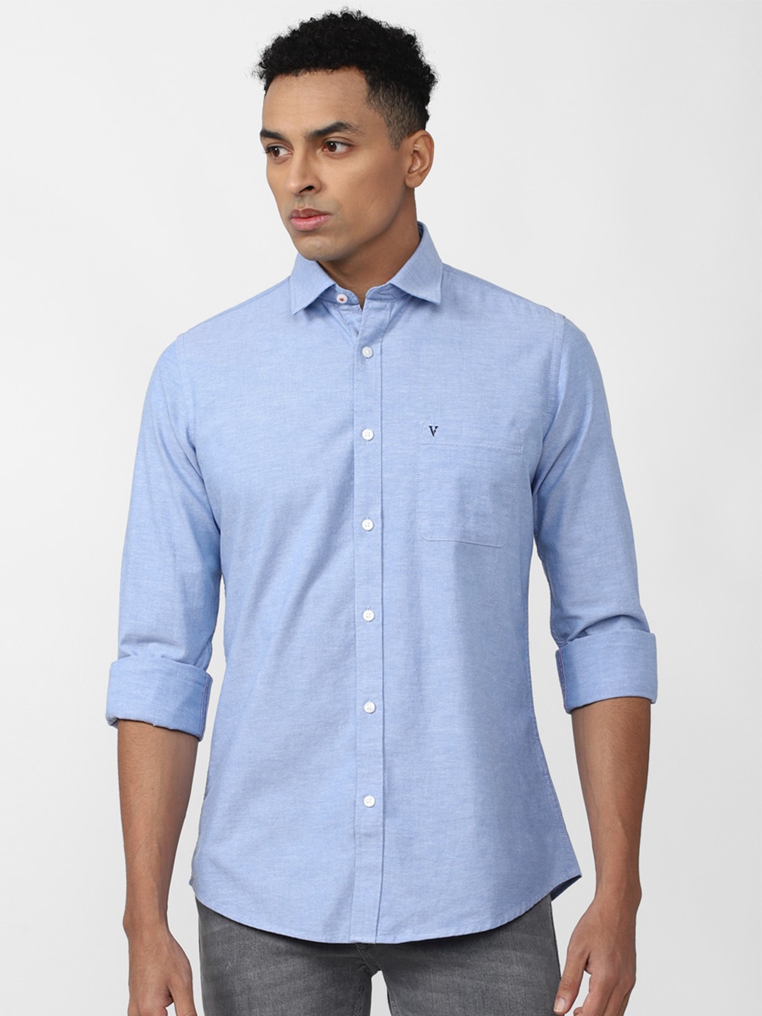 

Van Heusen Sport Slim Fit Spread Collar Casual Shirt, Blue