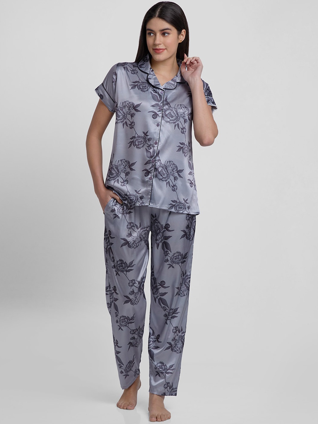 

FashionRack Floral Printed Satin Night Suit, Black