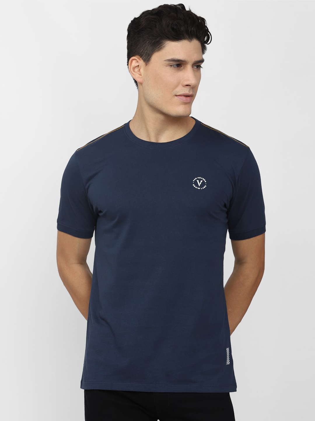 

VAN HEUSEN DENIM LABS Round Neck Typography Printed T-shirt, Navy blue