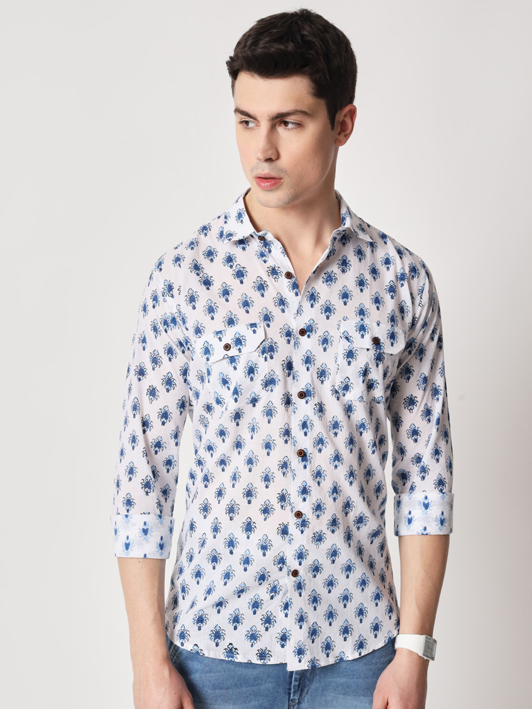 

Firangi Yarn Floral Printed Cotton Casual Shirt, White