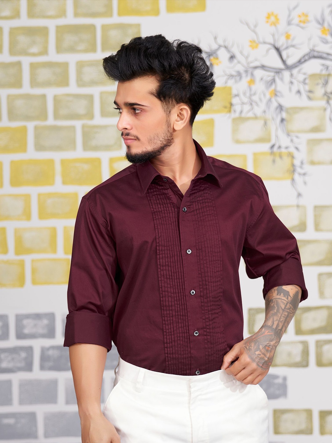 

FRENCH CROWN Spread Collar Cotton Shirt, Maroon