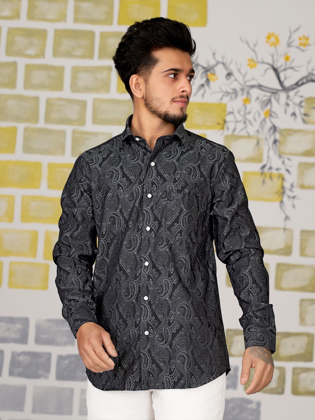 

FRENCH CROWN Standard Paisley Printed Cotton Casual Shirt, Black