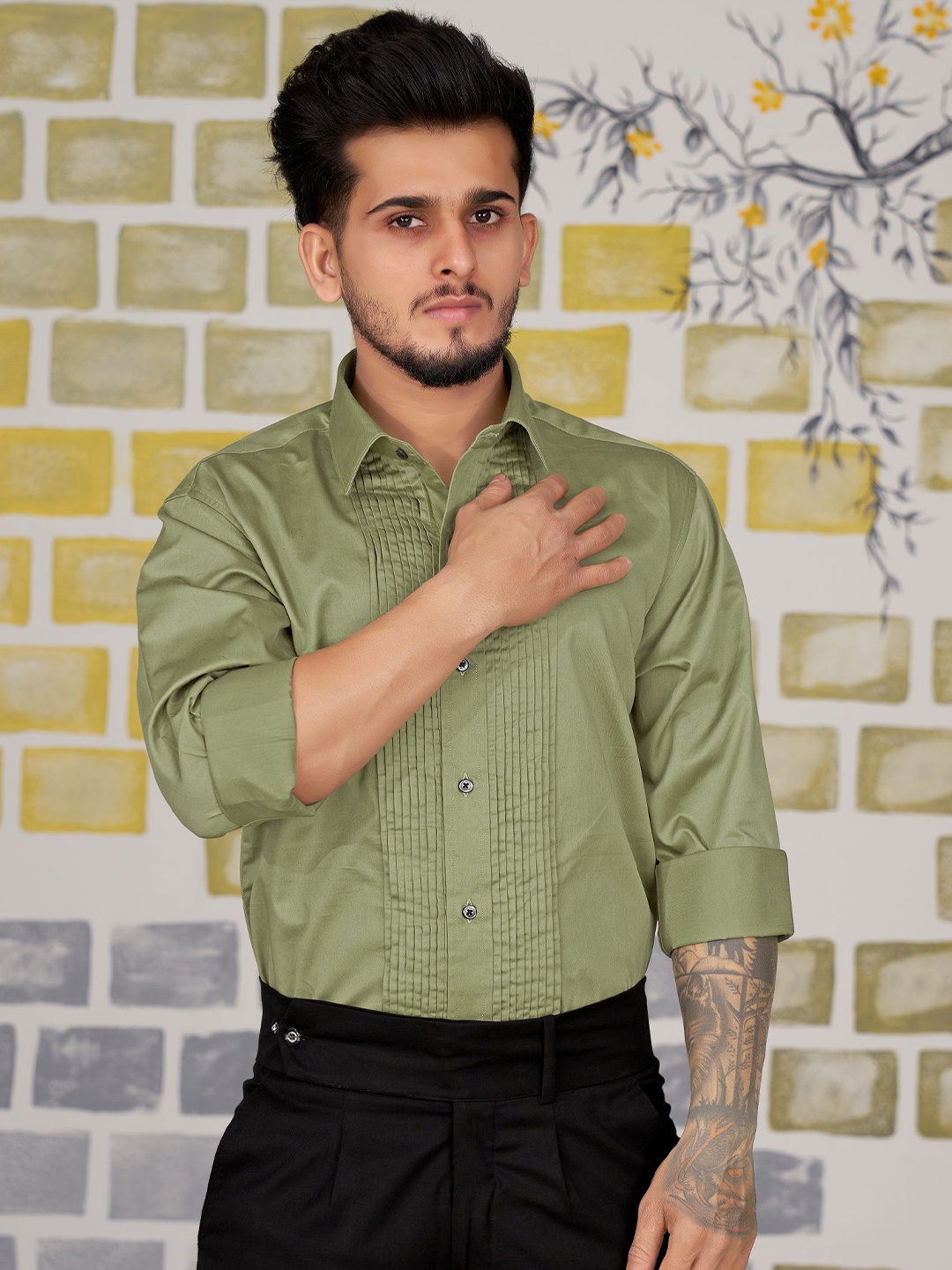 

FRENCH CROWN Standard Twill Pleated Cotton Casual Shirt, Green