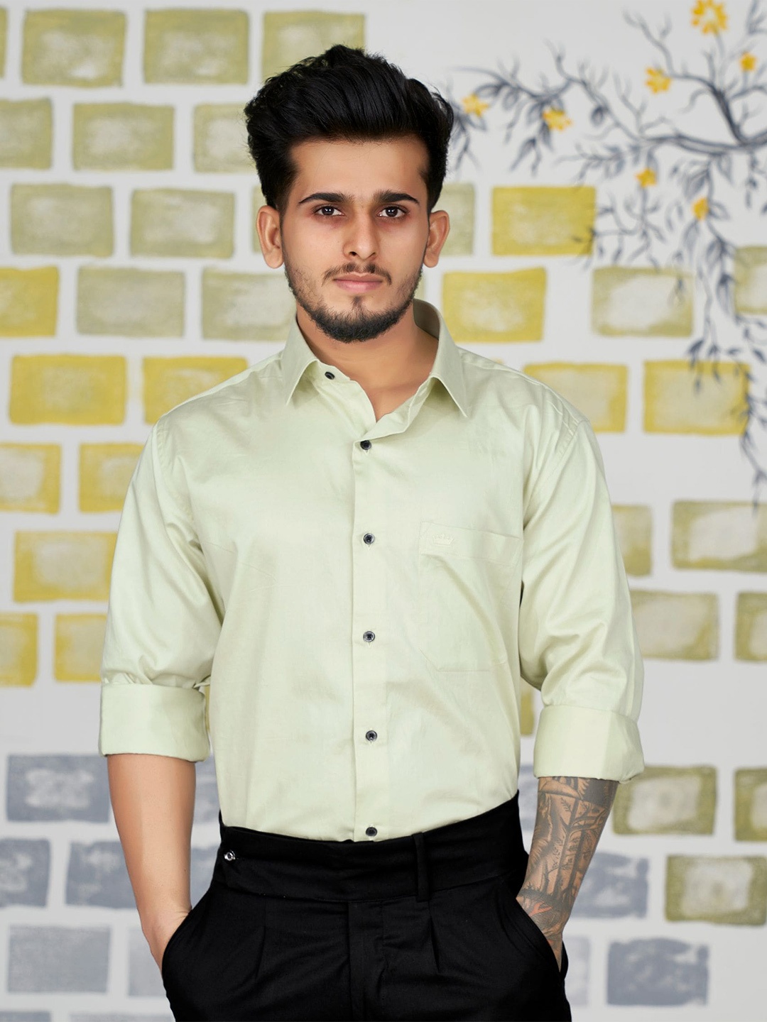 

FRENCH CROWN Men Standard Formal Cotton Shirt, Green