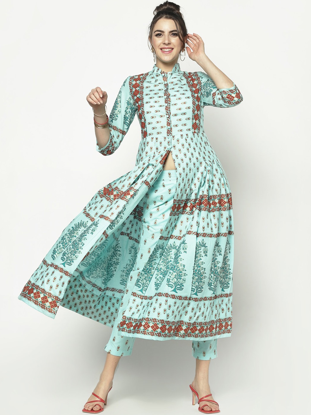 

Sera Mandarin Collar Ethnic Motifs Printed Anarkali Kurta, Blue