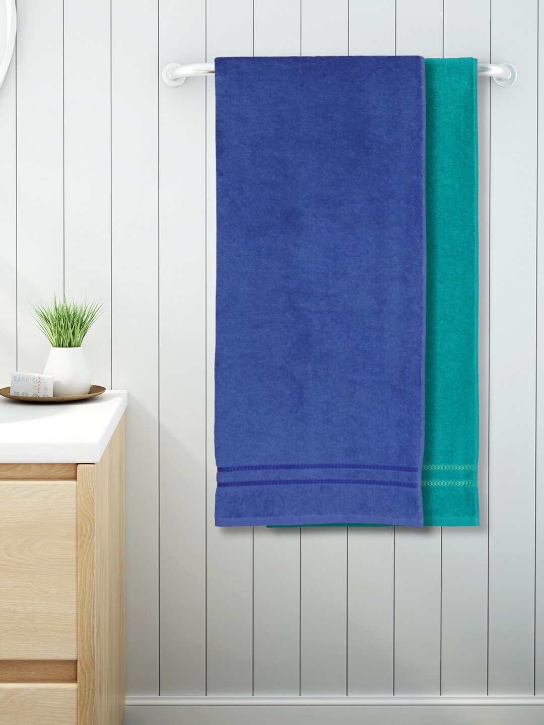 

SPACES Seasons Best Green & Blue 2 Pieces 380 GSM Pure Cotton Bath Towels