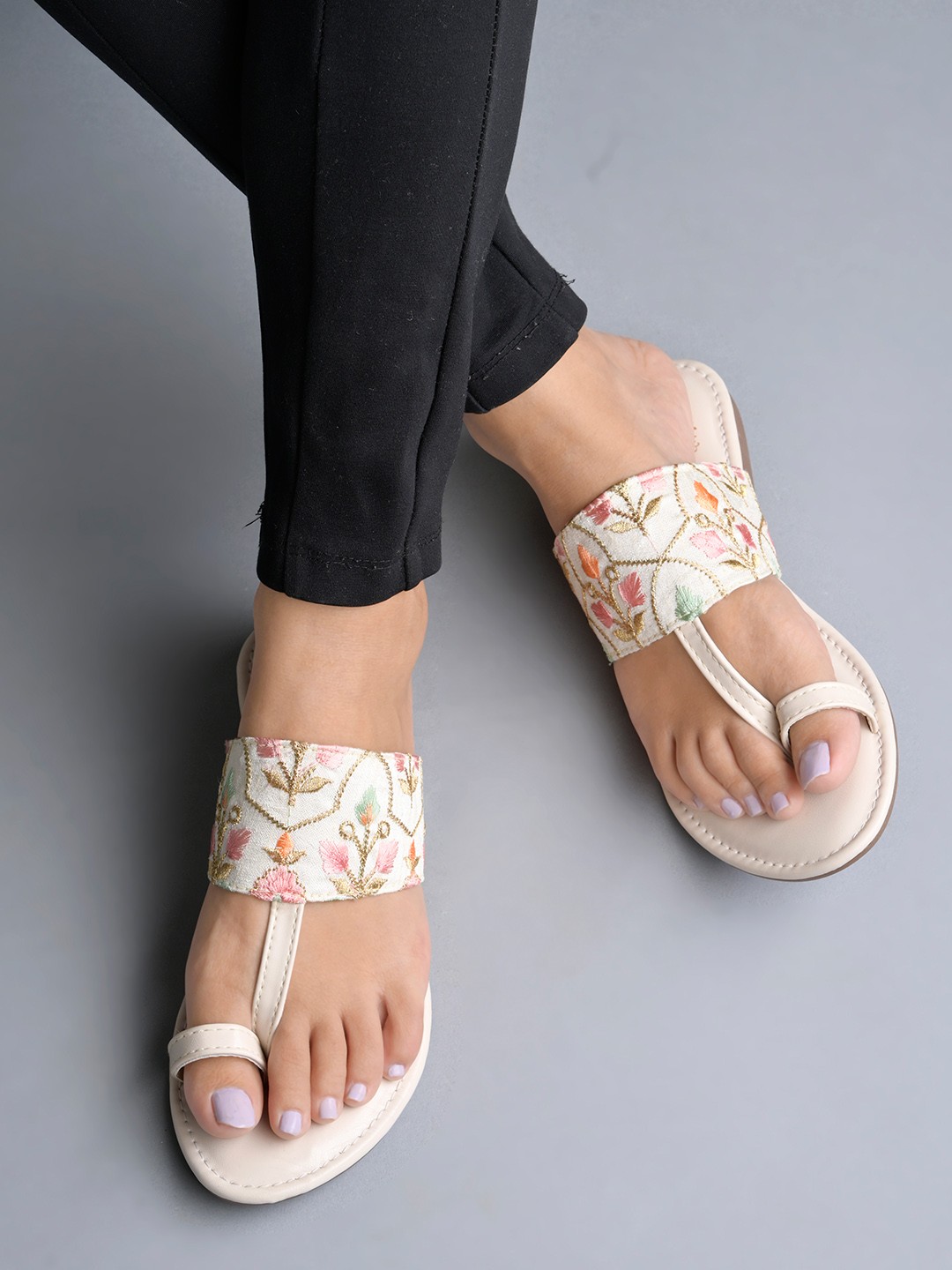 

Shoetopia Women Embellished Leather Ethnic One Toe Flats with Embroidered, Cream