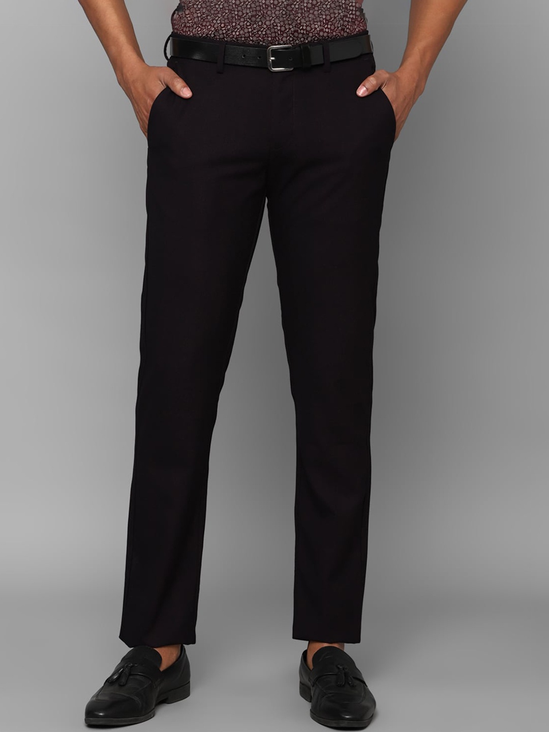 

Allen Solly Men Solid Mid Rise Formal Trousers, Black