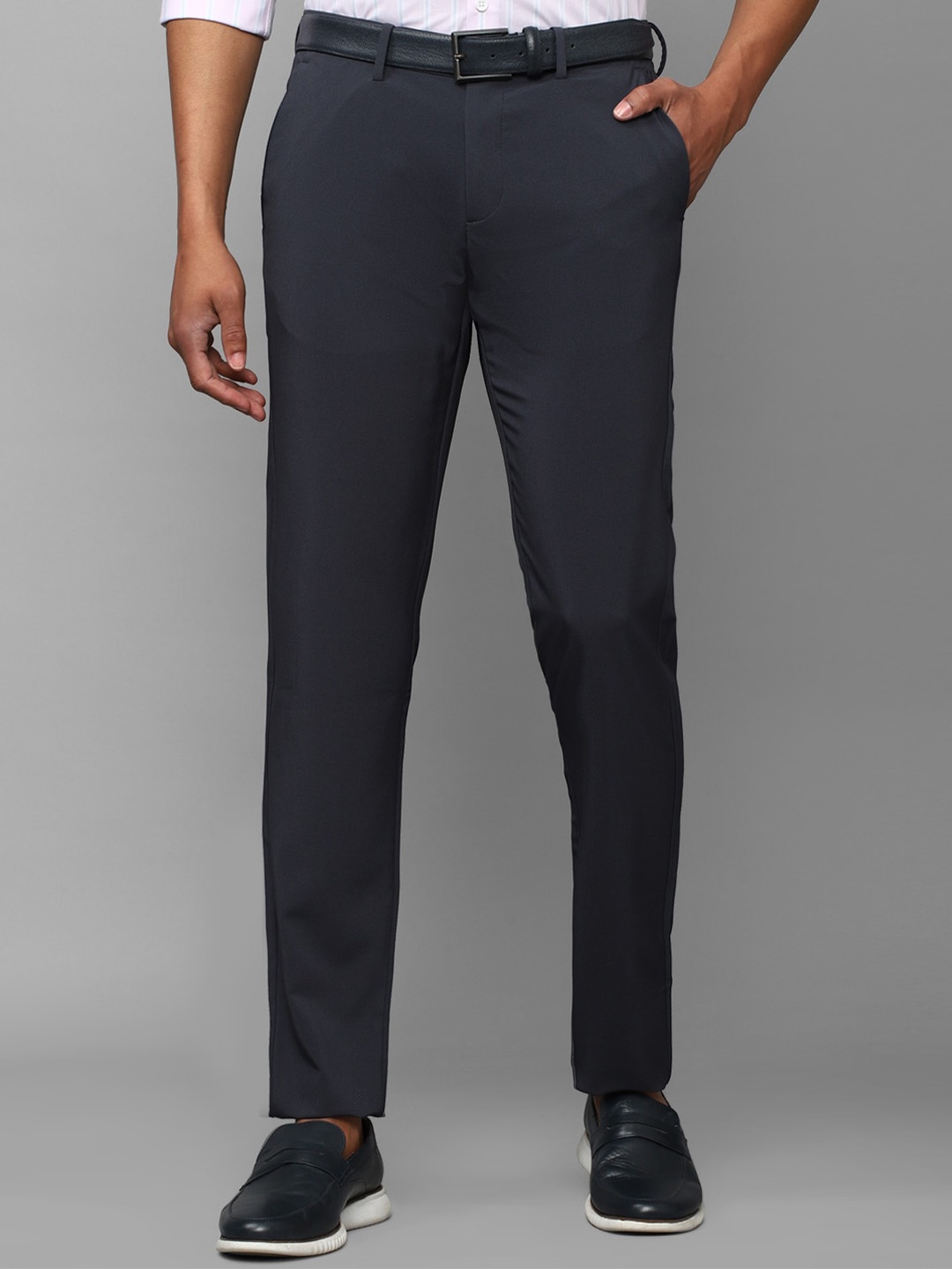 

Allen Solly Men Slim Fit Formal Trousers, Navy blue