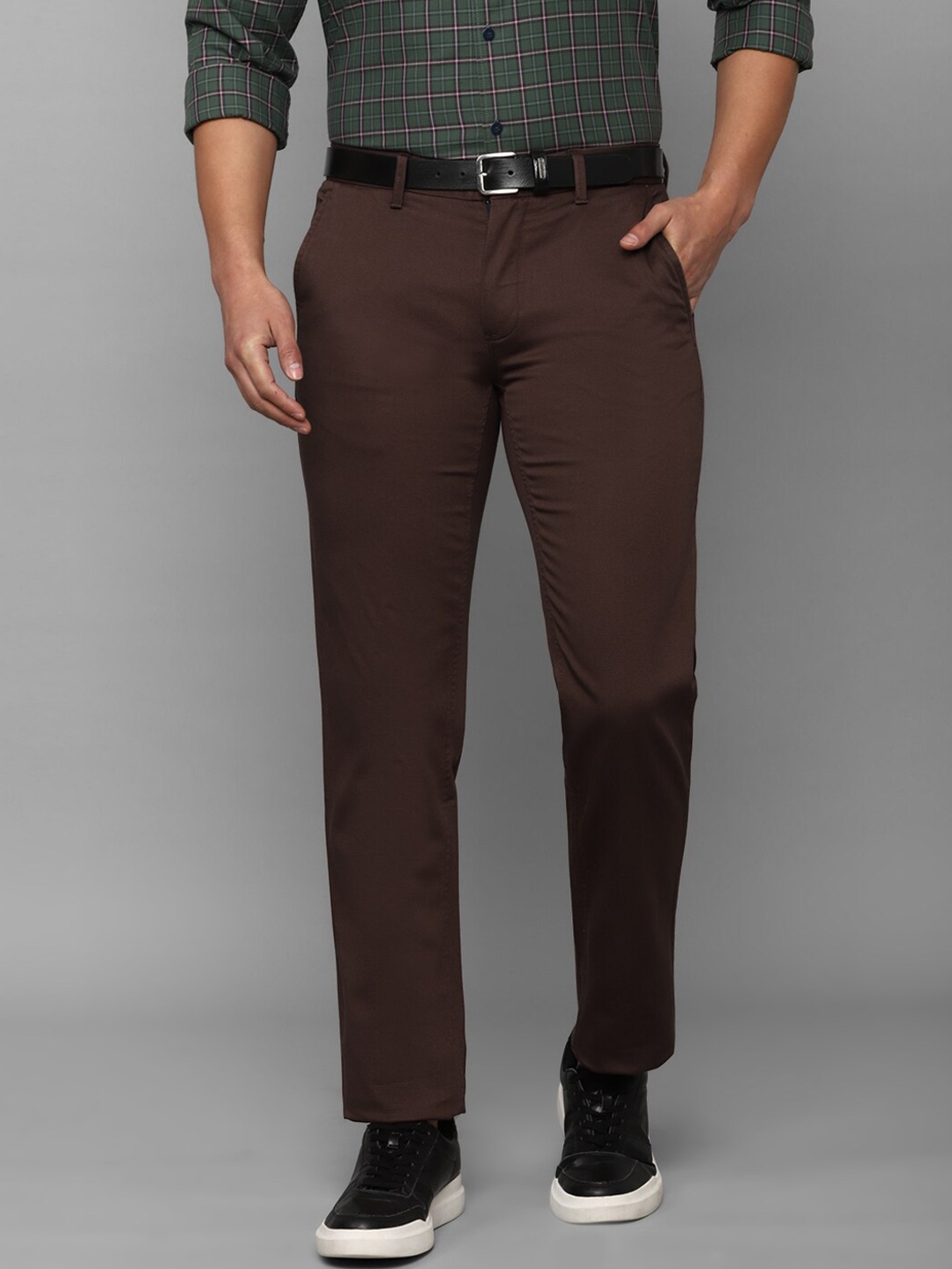 

Louis Philippe Sport Men Cotton Slim Fit Chinos Trousers, Brown