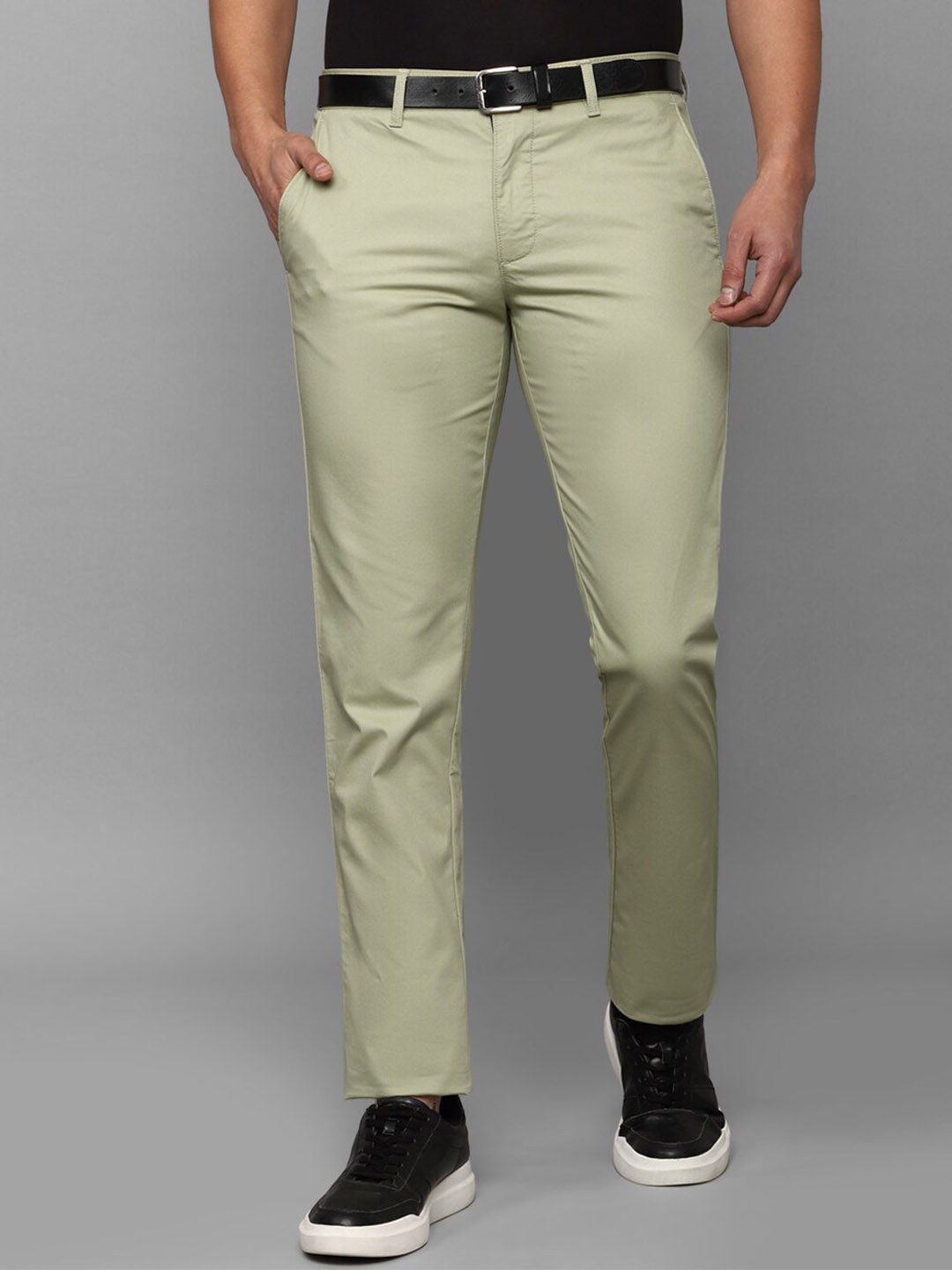 

Louis Philippe Sport Men Mid Rise Slim Fit Trousers, Olive