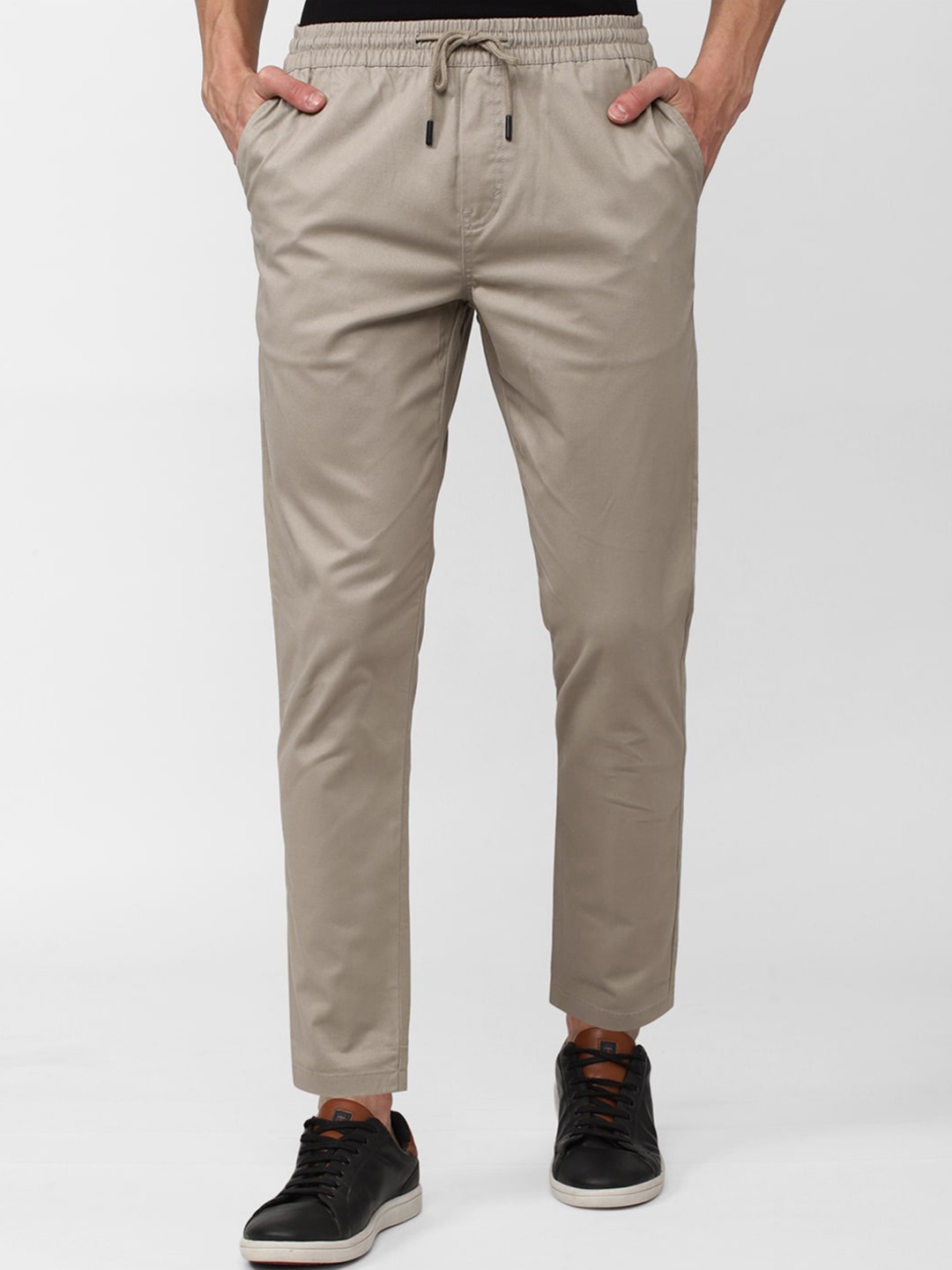 

Peter England Casuals Men Slim Fit Chinos Trousers, Brown
