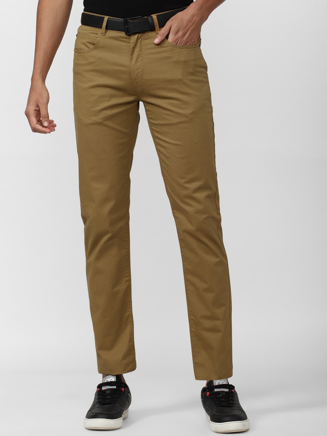 

Peter England Casuals Men Slim Fit Trousers, Brown