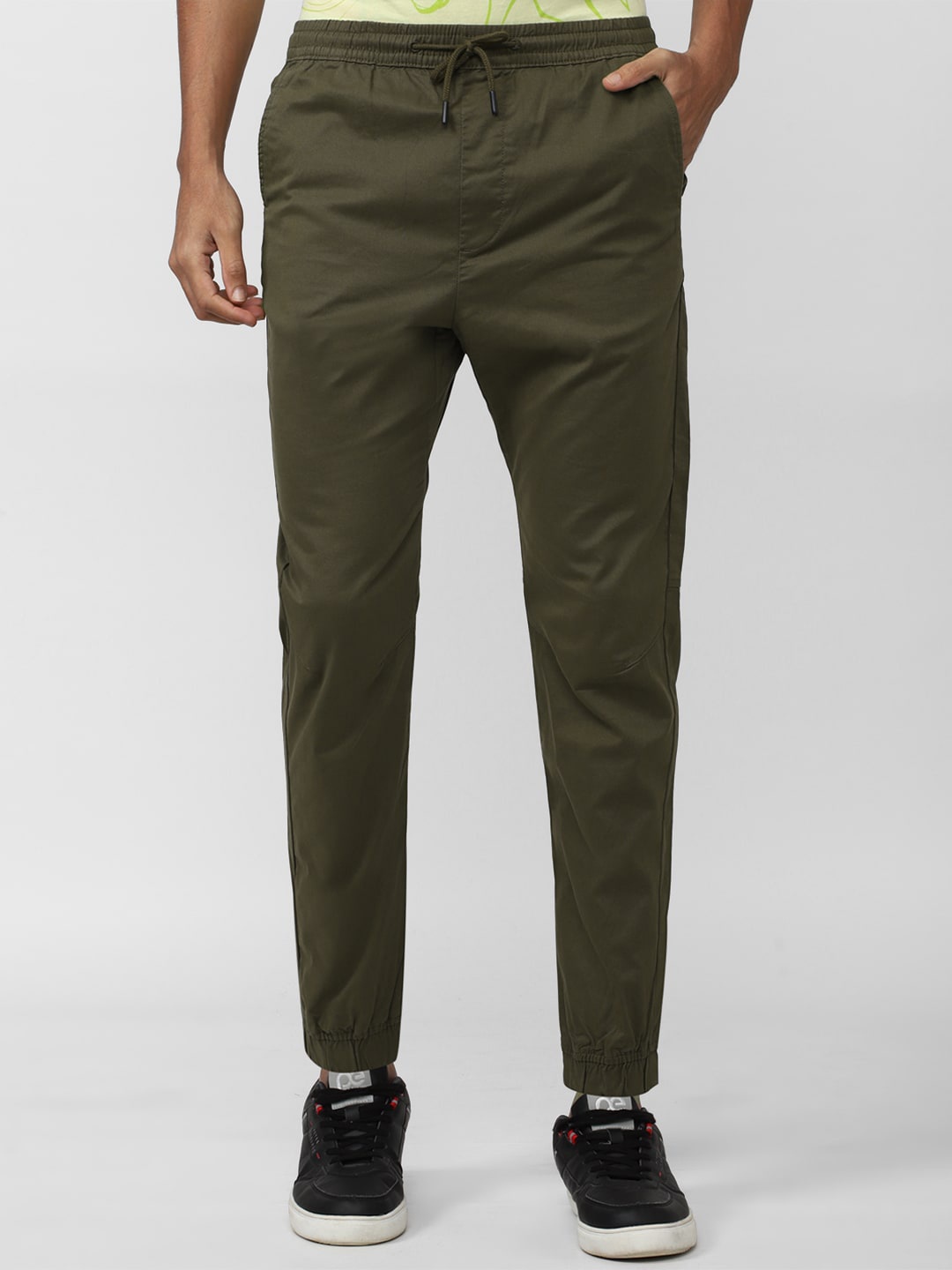 

Peter England Casuals Men Mid Rise Slim Fit Joggers Trousers, Brown
