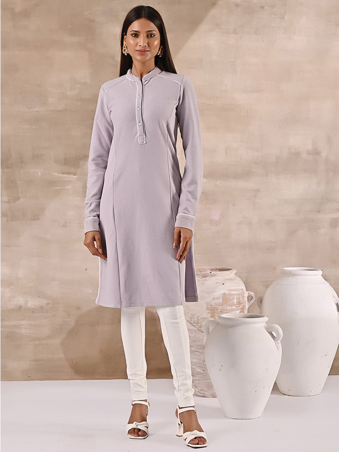 

Lakshita Mandarin Collar Striped Kurta, Lavender