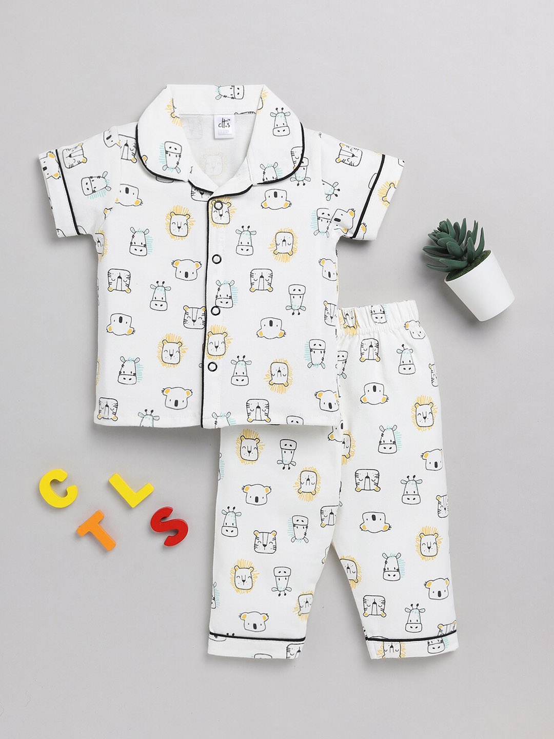 

Clt.s Infants Kids Conversational Printed Pure Cotton Night Suit, Off white