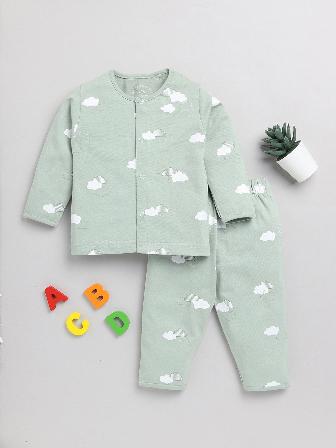 

Clt.s Infants Kids Conversational Printed Pure Cotton Night Suit, Green