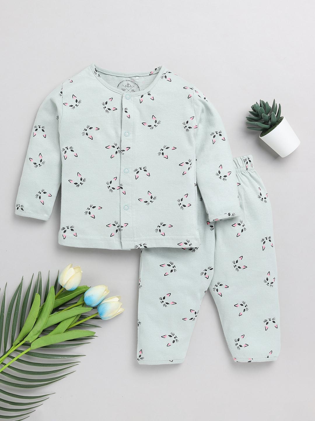 

Clt.s Infants Kids Conversational Printed Pure Cotton Night Suit, Green