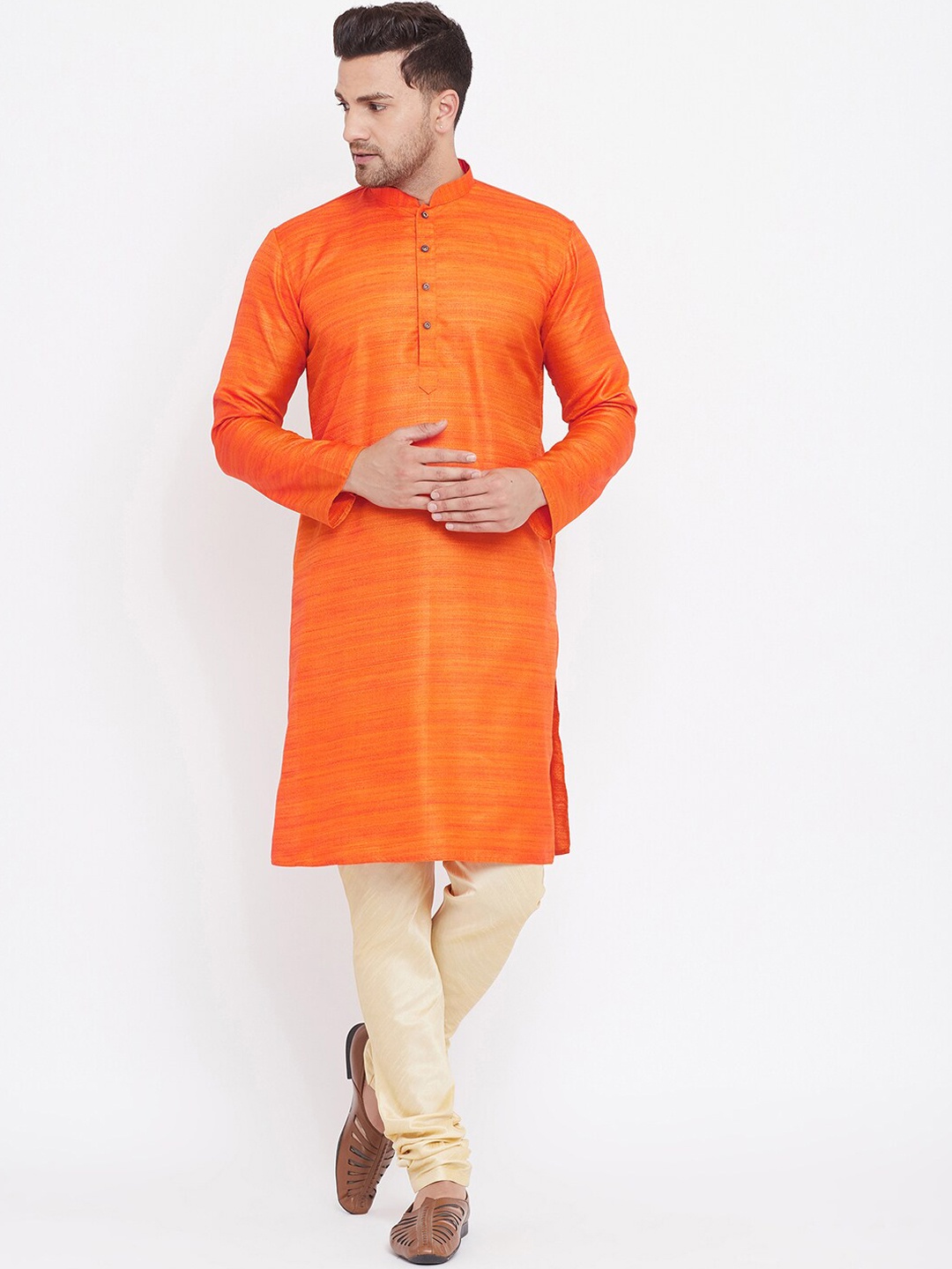 

VASTRAMAY Striped Mandarin Collar Kurta With Churidar, Orange