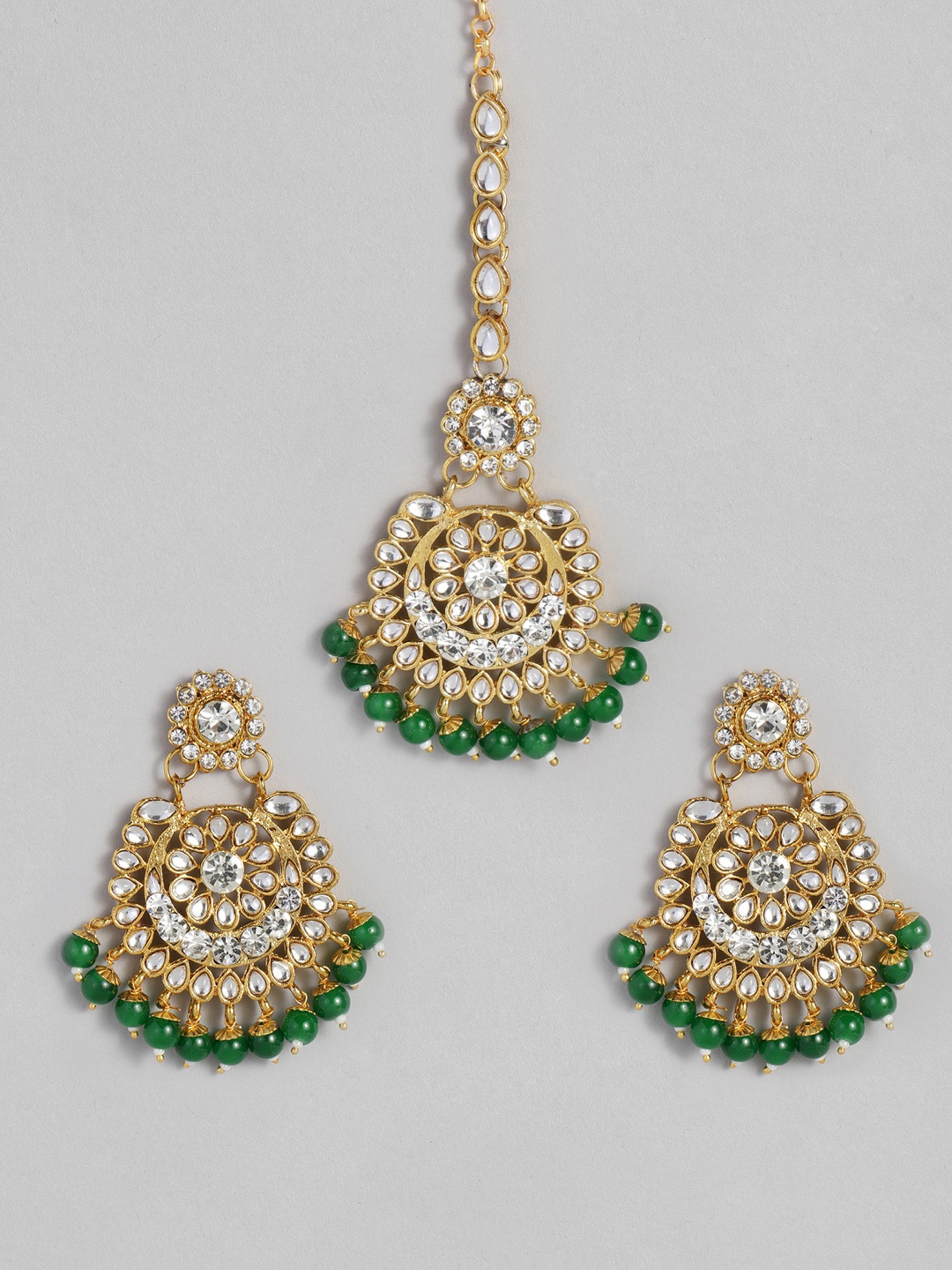 

Kord Store 18K Gold-Plated Kundan Maang Tika and Earrings, Green