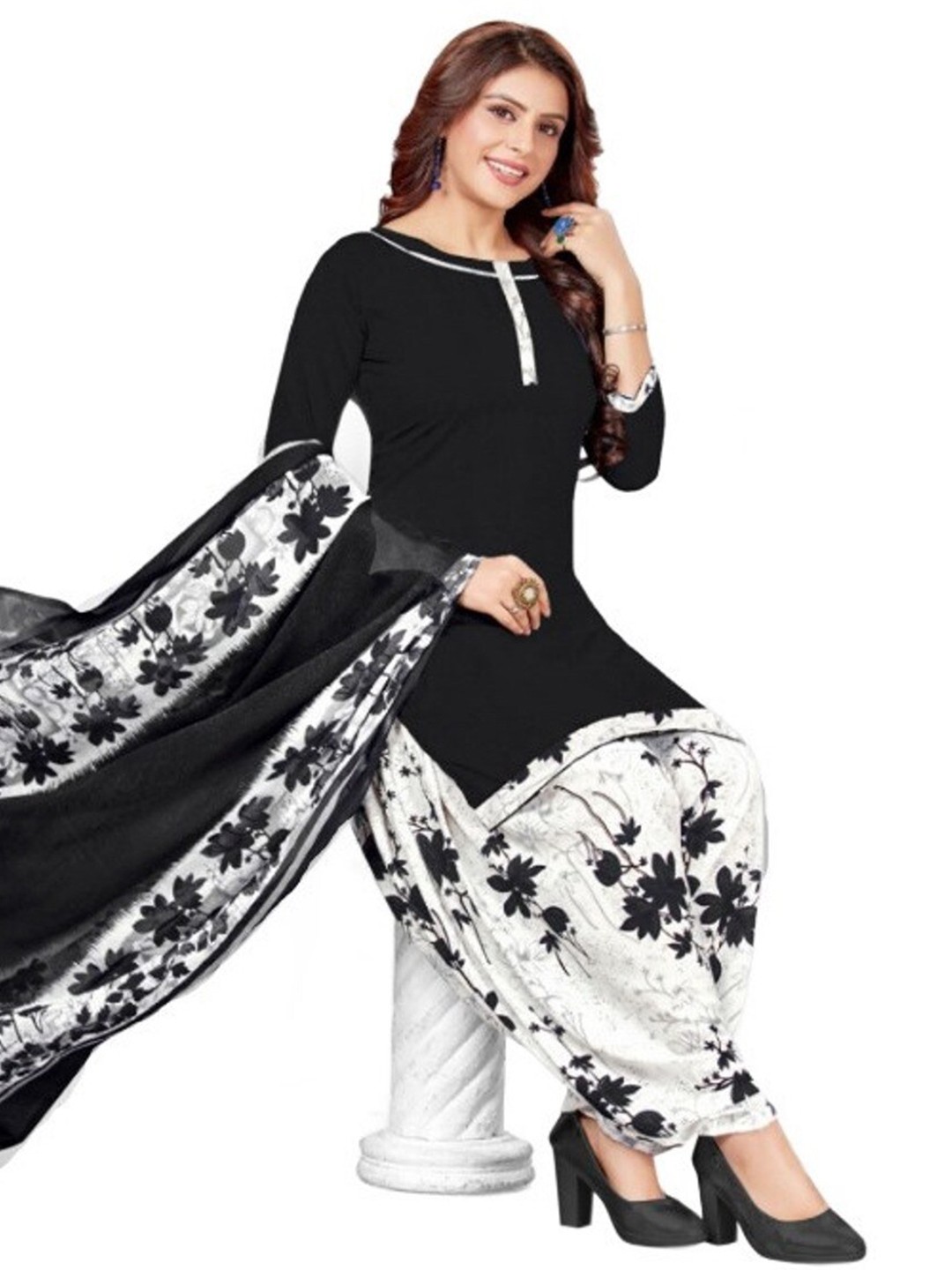 

INDIAN HERITAGE Printed Silk Crepe Unstitched Dress Material, Black