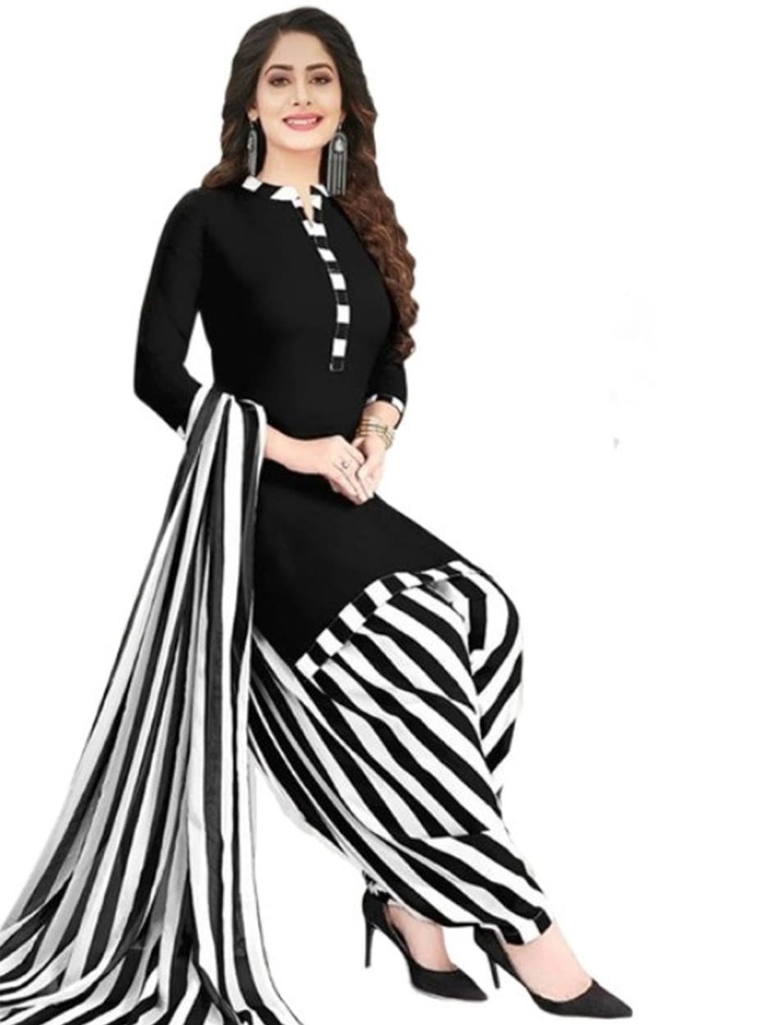 

INDIAN HERITAGE Printed Silk Crepe Unstitched Dress Material, Black