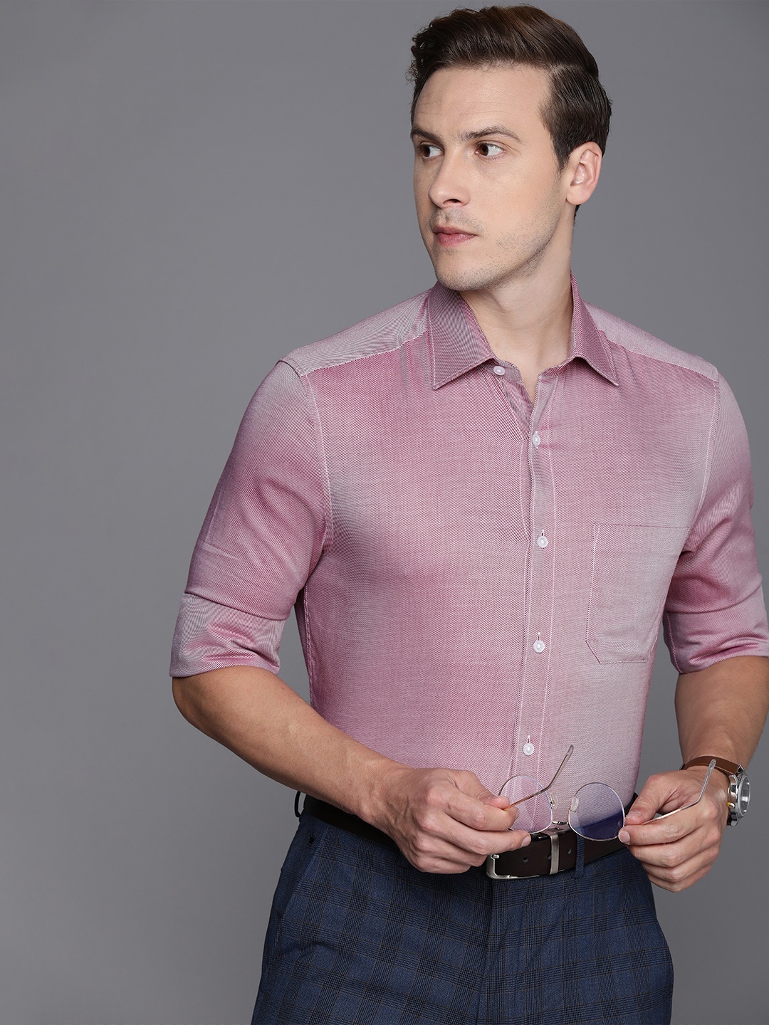 

Louis Philippe Men Pure Cotton Classic Striped Dual Toned Formal Shirt, Maroon