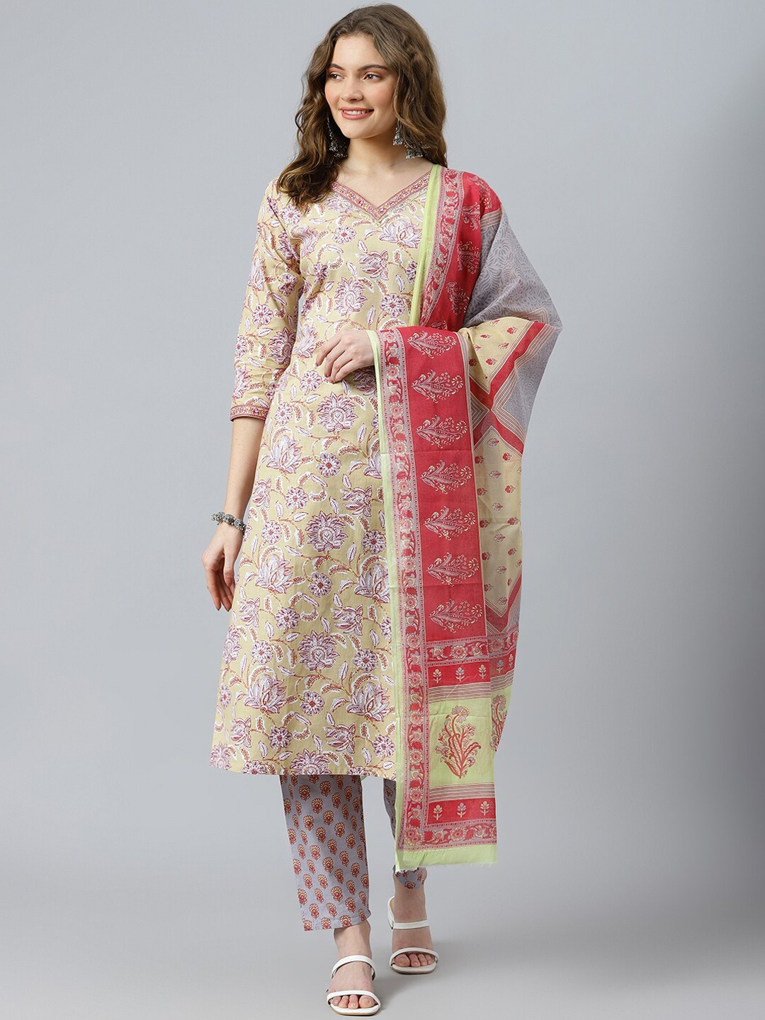 

RATAN Floral Printed Gotta Patti Pure Cotton Kurta With Trousers & Dupatta, Beige