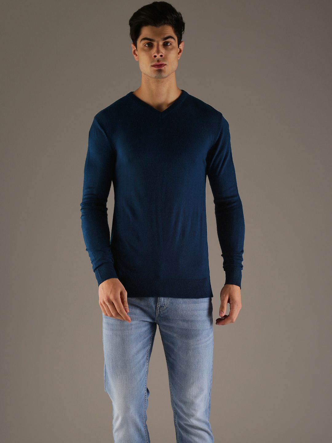 

Flying Machine Men Blue Solid Pullover