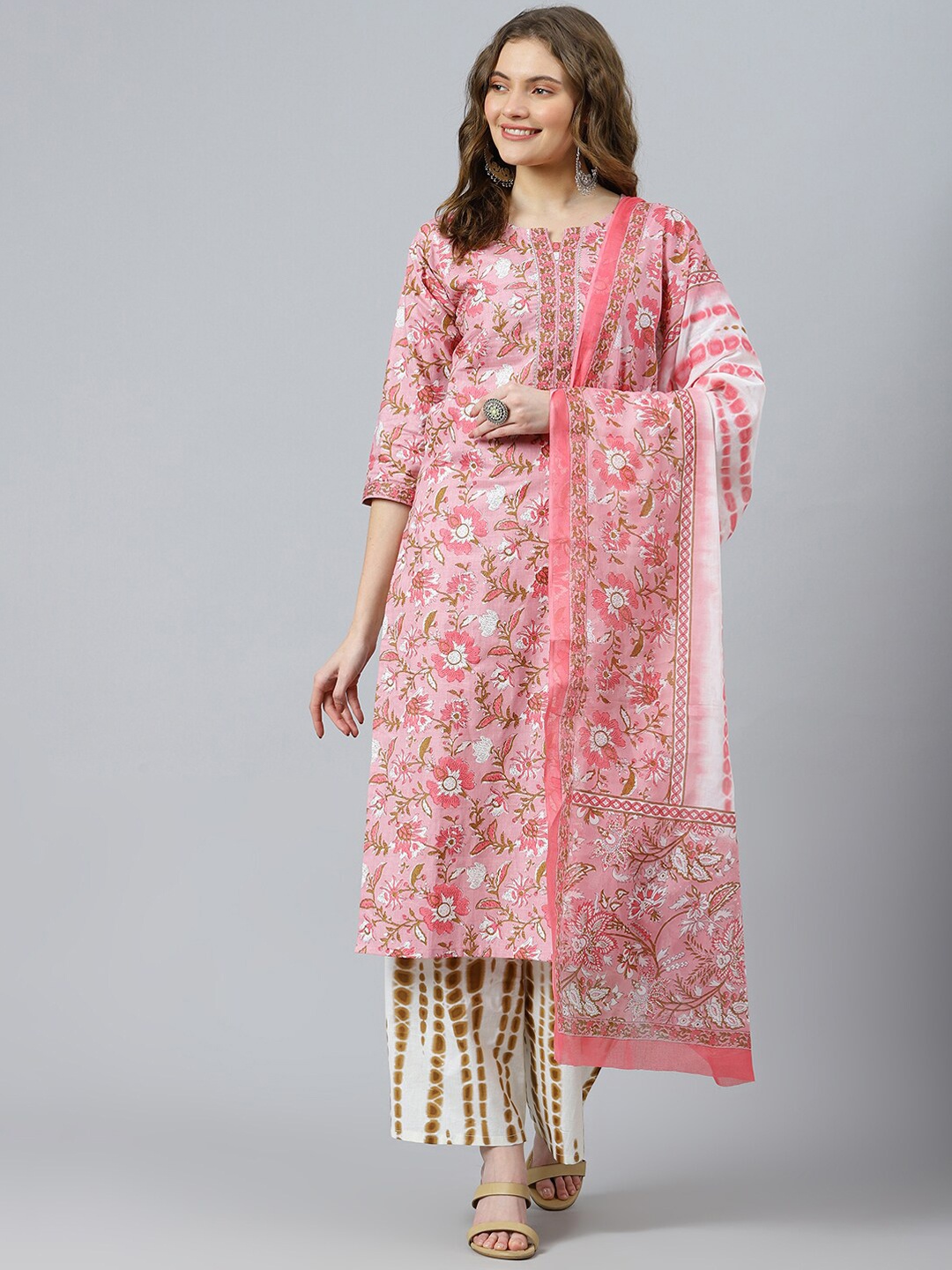 

RATAN Floral Printed Pure Cotton Kurta with Palazzos & Dupatta, Pink