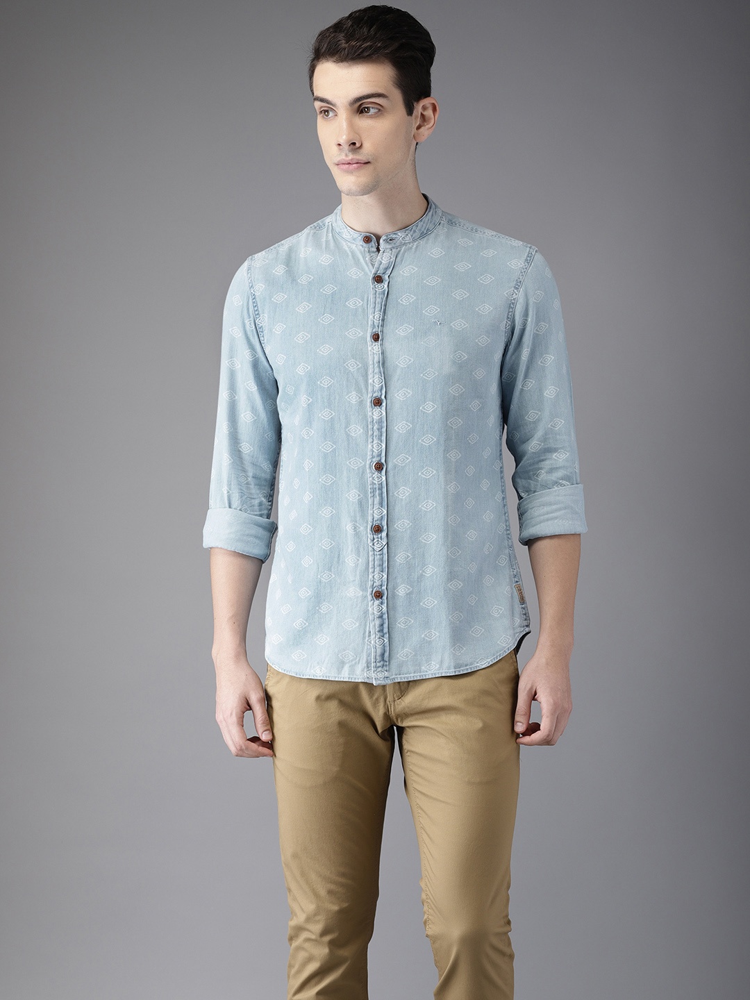 

Flying Machine Men Blue Regular Fit Printed Casual Shirt