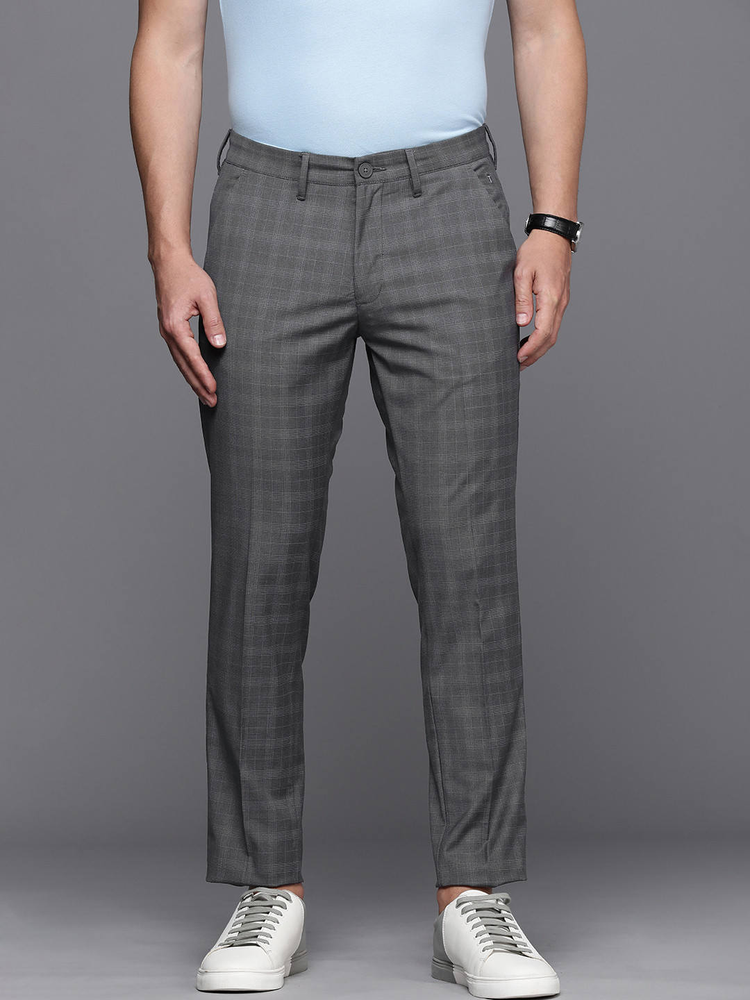 

Louis Philippe Ath Work Men Checked Comfort Tapered Fit Trousers, Grey