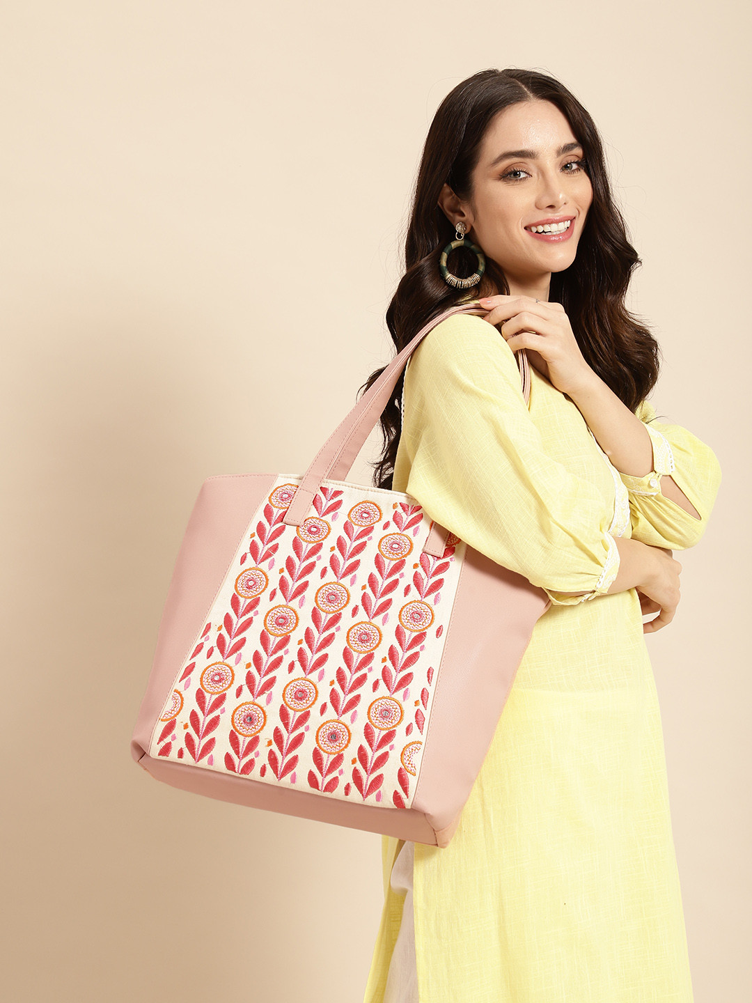 

Anouk Women Embroidered Shoulder Bag, Pink