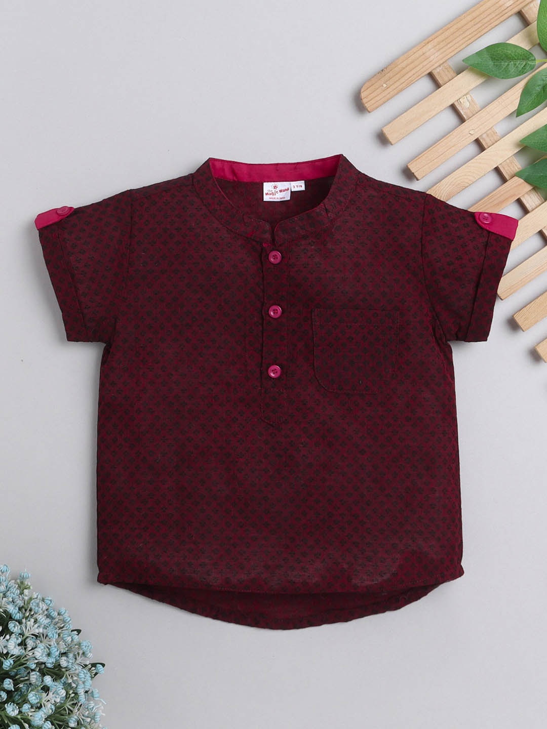 

The Magic Wand Boys Geometric Printed Dobby Cotton Kurta, Maroon