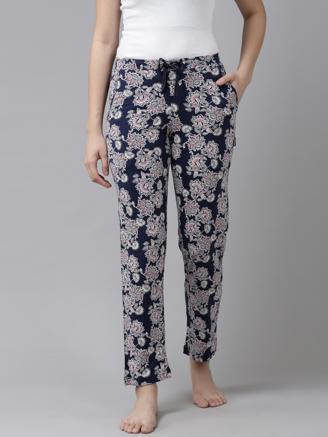 

Van Heusen Women Floral Printed Lounge Pants With Pockets, Navy blue