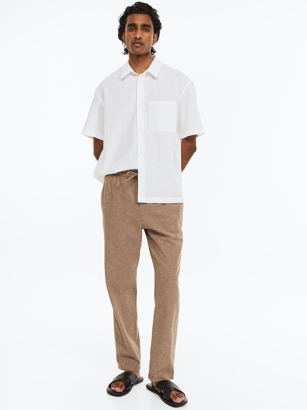 

H&M Men Regular Fit Linen-Blend Trousers, Brown