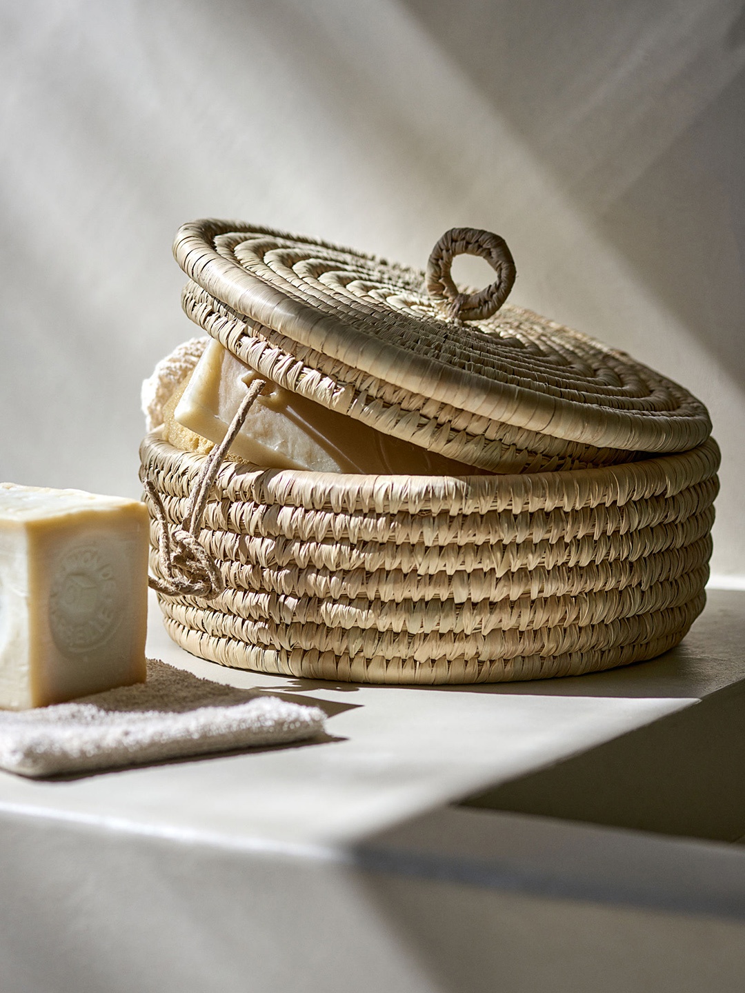 H&M Beige Braided Straw Lidded Basket