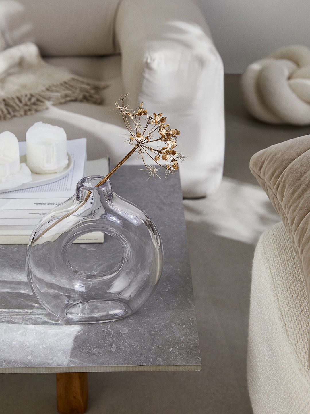 

H&M Transparent Glass Vase